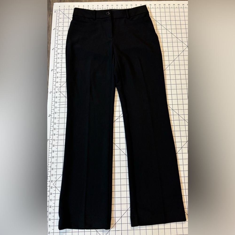LOFT by Ann Taylor Women’s Size 0 Black‎ Curvy Trouser Pants